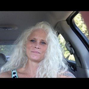 Meet your Posher, Shay